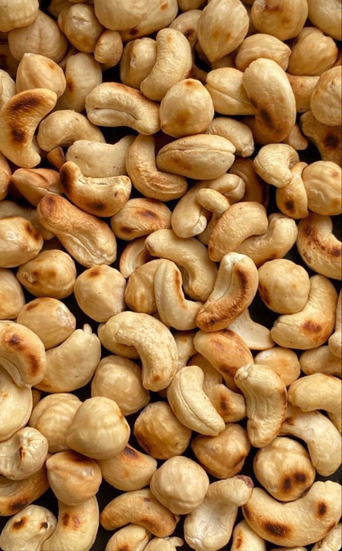 Export-Ready Cashew Nuts (5kg)